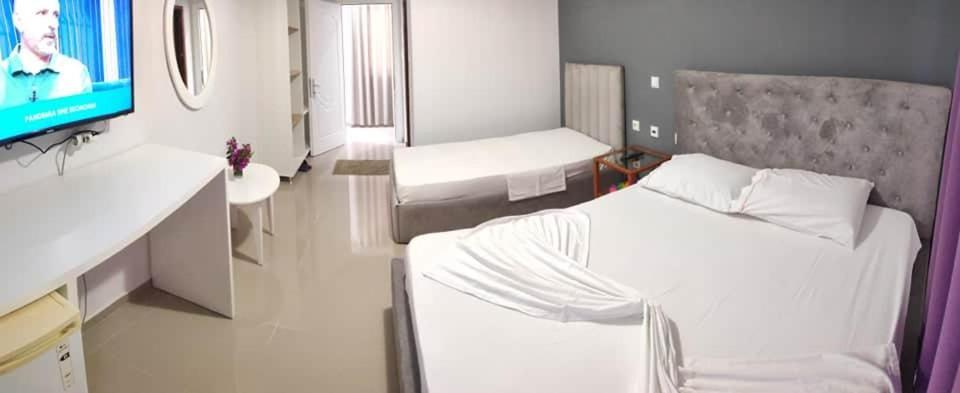 Hotel Elisabet Saranda Dış mekan fotoğraf