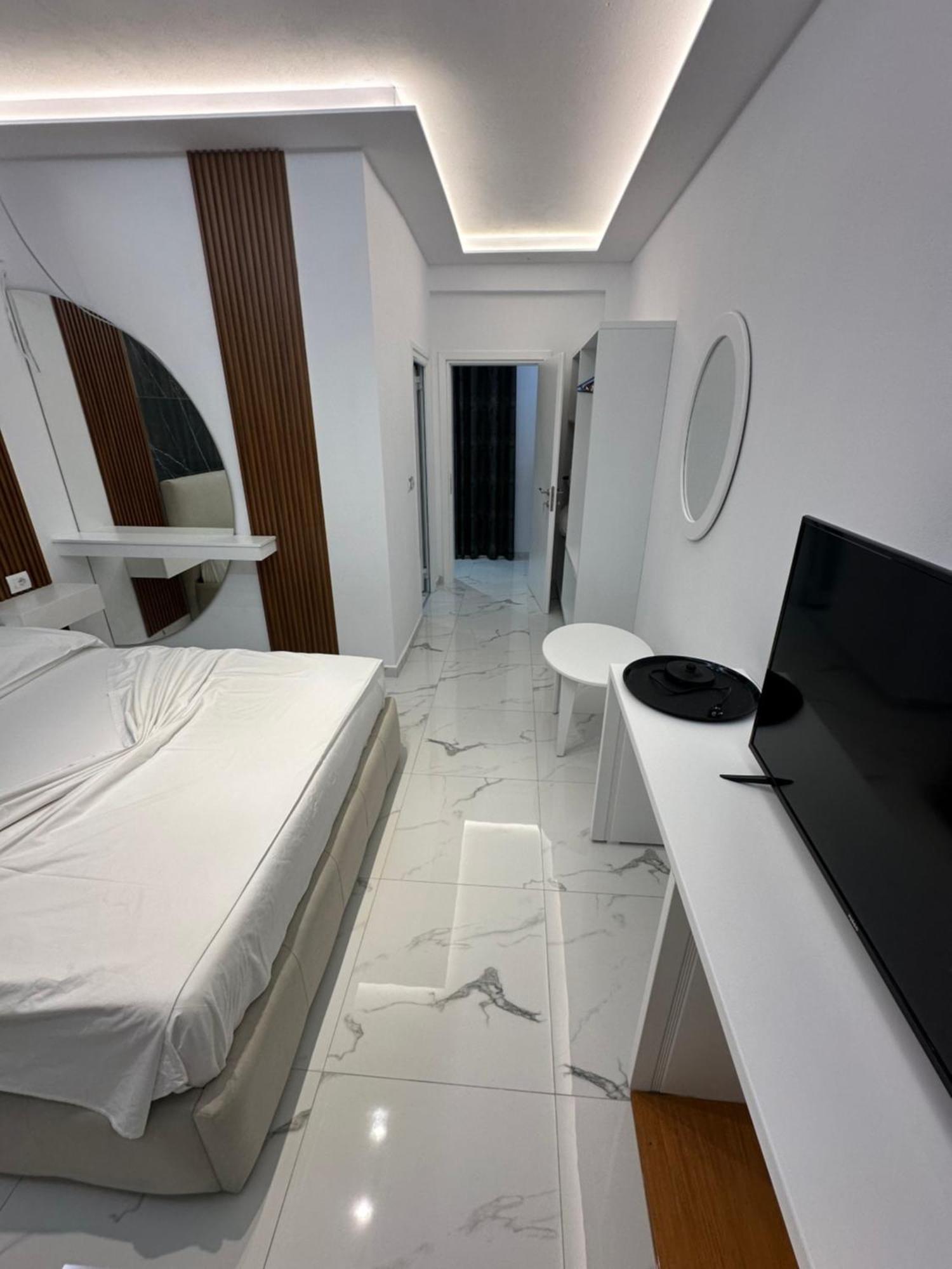 Hotel Elisabet Saranda Dış mekan fotoğraf